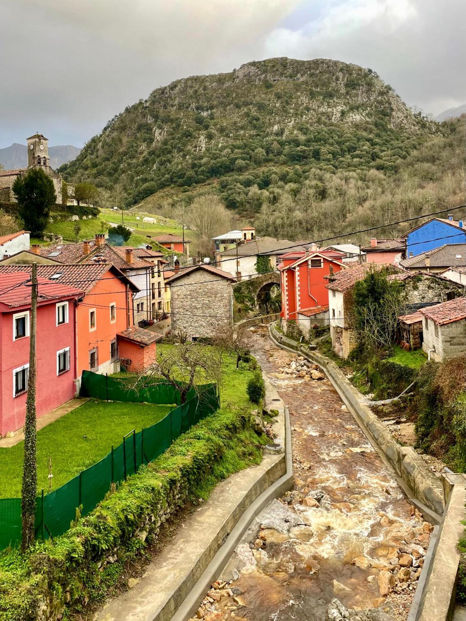 カレニャ・デ・カブラレスPiso San Andres - Picos De Europaアパートメント エクステリア 写真